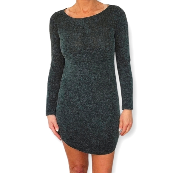 Zara Knit Long Sleeve Mini Dress Small Green Sweater Scoop Neck - Picture 1 of 4